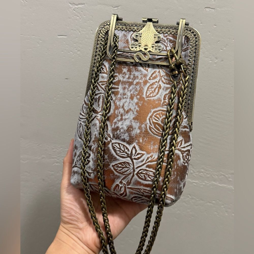 Floral Embossed Cowhide Leather Handmade Push-lock Phone Case/Pouch/Crossbody - Picture 7 of 13